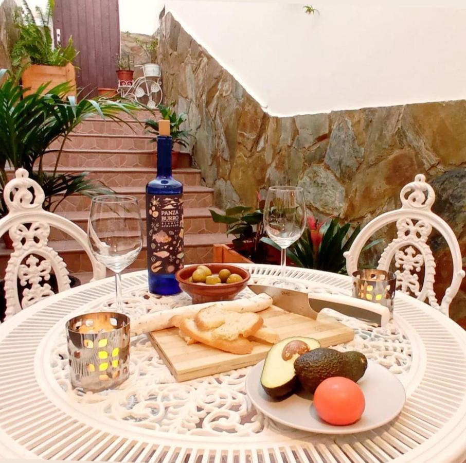 Casa Alamo Agaete Hotell Agaete  Eksteriør bilde